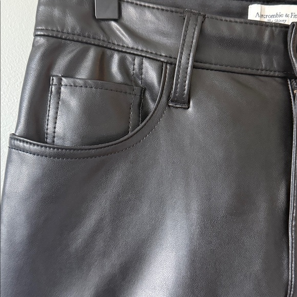 Abercrombie Faux Leather Pants - Size 27 - Picture 10 of 11